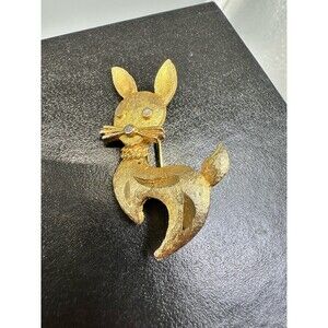 Vintage Mamselle Bunny Rabbit Pin Brooch Gold Tone Textured 1970s